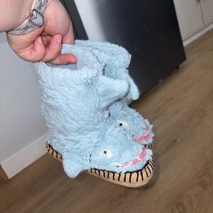 Hatley Monster Slippers 8-10 toddler